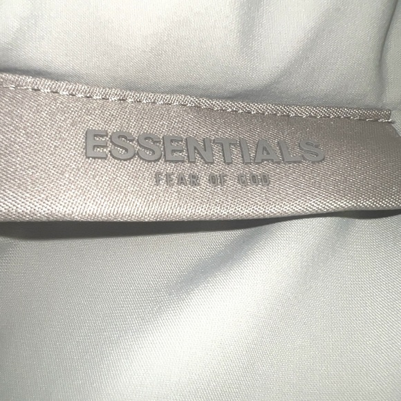 Essentials Fear of God Essentials Padded Nylon Filled Shell Shirt Jacket|NEW/NWT - Picture 8 of 13